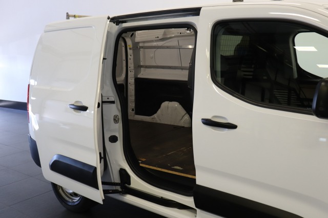 Peugeot Partner 1.5 BlueHDI L2 EURO 6 - Airco - Navi - Cruise - Dubbele Schuifdeur- € 10.950,- excl.