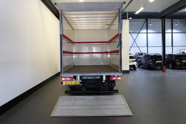 Ford Transit 2.0 TDCI 130PK L4 Bakwagen EURO 6 - Airco - Cruise - Laadklep - € 25.950,- Excl. Ford Transit 2.0 TDCI 130PK L4 Bakwagen EURO 6 - Airco - Cruise - Laadklep - € 25.950,- Excl.