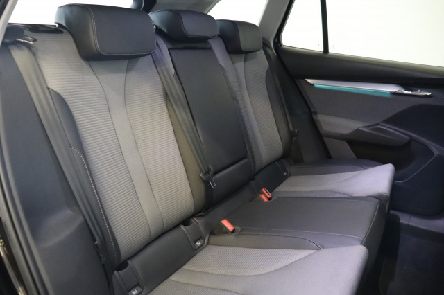 Škoda Enyaq iV 60 | Carplay | Cruise | Trekhaak | SOH 88% | €20.900,- incl. BTW