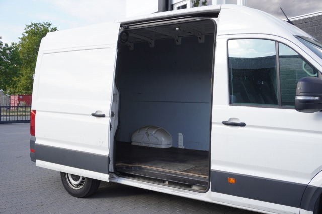 Volkswagen Crafter 2.0 TDI 140PK L3H3 EURO 6 - Airco - Radio - Cruise - €16.900,- Excl.