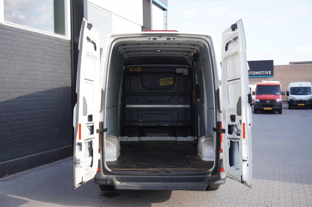 Volkswagen Crafter 2.0 TDI 140PK L3H3 EURO 6 - Airco - Radio - Cruise - €16.900,- Excl.
