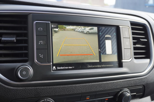 Opel Vivaro 2.0 L2 145PK EURO 6 - Airco - Navi - Cruise - €17.900,- Excl.