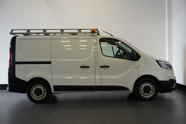 Renault Trafic 2.0 dCi 130PK EURO 6 - Airco - Navi - Cruise - €16.900,- Excl. Renault Trafic 2.0 dCi 130PK EURO 6 - Airco - Navi - Cruise - €16.900,- Excl.