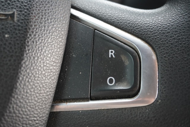 Renault Master 2.3 dCi 150PK L2H2 EURO 6 - Airco - Navi - Cruise - €14.950,- Excl. Renault Master 2.3 dCi 150PK L2H2 EURO 6 - Airco - Navi - Cruise - €14.950,- Excl.