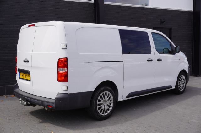 Opel Vivaro 2.0 CDTI 120PK L3 Dubbele Cabine EURO 6 - Airco - Navi - Cruise - €15.900,- Excl. Opel Vivaro 2.0 CDTI 120PK L3 Dubbele Cabine EURO 6 - Airco - Navi - Cruise - €15.900,- Excl.