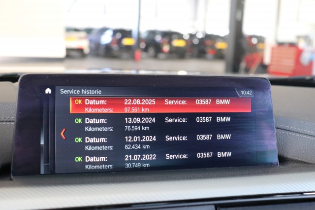 BMW 4 Serie Gran Coupé 418i M Sport Corporate Lease Dealer OH | Alcantara | Stoel verw. | Trekhaak | €22.900,- incl. BTW BMW 4 Serie Gran Coupé 418i M Sport Corporate Lease Dealer OH | Alcantara | Stoel verw. | Trekhaak | €22.900,- incl. BTW
