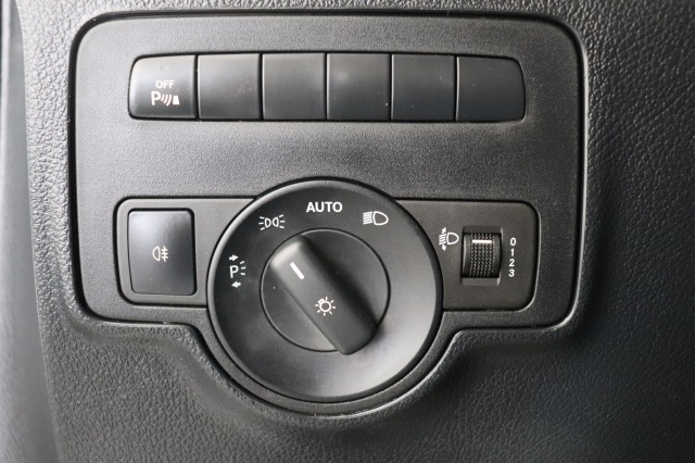Mercedes-Benz Vito 114 CDI XL AUTOMAAT EURO 6 - Airco - Navi - Cruise € 19.900,- Excl.