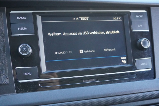 Volkswagen Transporter 2.0 TDI 150PK Automaat Dubbele Cabine EURO 6 - Airco - Cruise - Camera - € 18.900,- Excl.