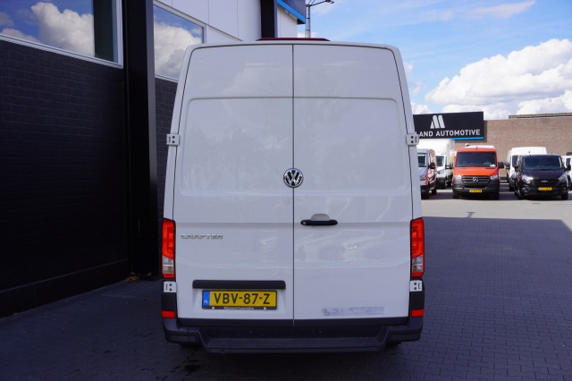 Volkswagen Crafter 2.0 TDI L2H2 EURO 6 - Airco - Cruise - €17.950,- Excl. Volkswagen Crafter 2.0 TDI L2H2 EURO 6 - Airco - Cruise - €17.950,- Excl.