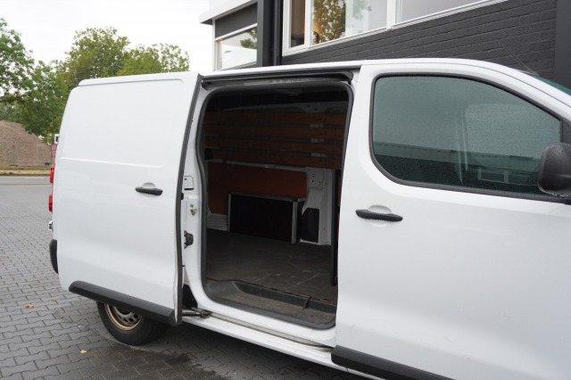 Opel Vivaro 1.5 CDTI L3 EURO 6 - Airco - Navi - Cruise - €12.950,- Excl.