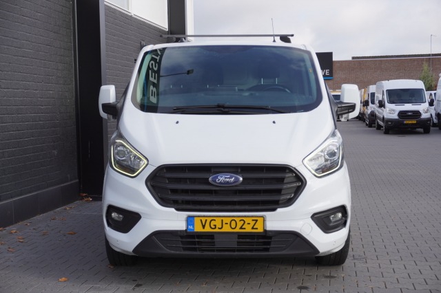 Ford Transit Custom 2.0 TDCI 130PK L2 EURO 6 - Airco - Navi - Cruise - €12.950,- Excl. Ford Transit Custom 2.0 TDCI 130PK L2 EURO 6 - Airco - Navi - Cruise - €12.950,- Excl.