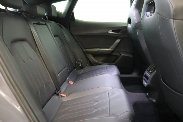 CUPRA Formentor 1.4 e-Hybrid 245PK VZ Black Edition | Pano | 360 Camera | Kuipstoel Leder | ACC | Memory | €22.900,- incl. BTW