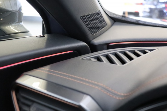 CUPRA Formentor 1.4 e-Hybrid 245PK VZ Black Edition | Pano | 360 Camera | Kuipstoel Leder | ACC | Memory | €22.900,- incl. BTW
