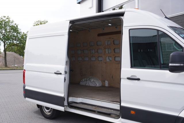 Volkswagen Crafter 2.0 TDI 140PK L3H3 4Motion EURO 6 - Airco - PDC - €21.950,- Excl.