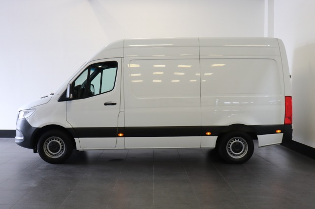 Mercedes-Benz Sprinter 311 2.2 CDI L2H2 EURO 6 - A/C Climate - Camera - €16.900,- Excl.