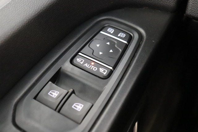 Renault Trafic 2.0 dCi 130PK EURO 6 - Airco - Navi - Cruise - € 16.900,- Excl.
