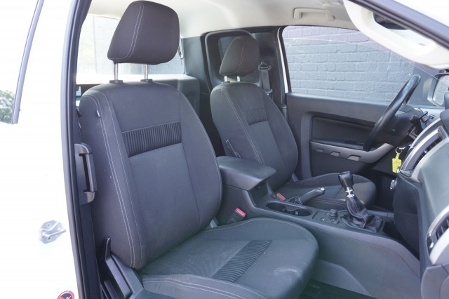 Ford Ranger 2.0 EcoBlue XLT 170PK 4WD EURO 6 - Clima - Cruise - 3500KG - €17.950,- Excl. Ford Ranger 2.0 EcoBlue XLT 170PK 4WD EURO 6 - Clima - Cruise - 3500KG - €17.950,- Excl.