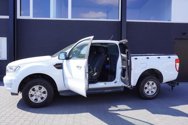 Ford Ranger 2.0 EcoBlue XLT 170PK 4WD EURO 6 - Clima - Cruise - 3500KG - €17.950,- Excl. Ford Ranger 2.0 EcoBlue XLT 170PK 4WD EURO 6 - Clima - Cruise - 3500KG - €17.950,- Excl.
