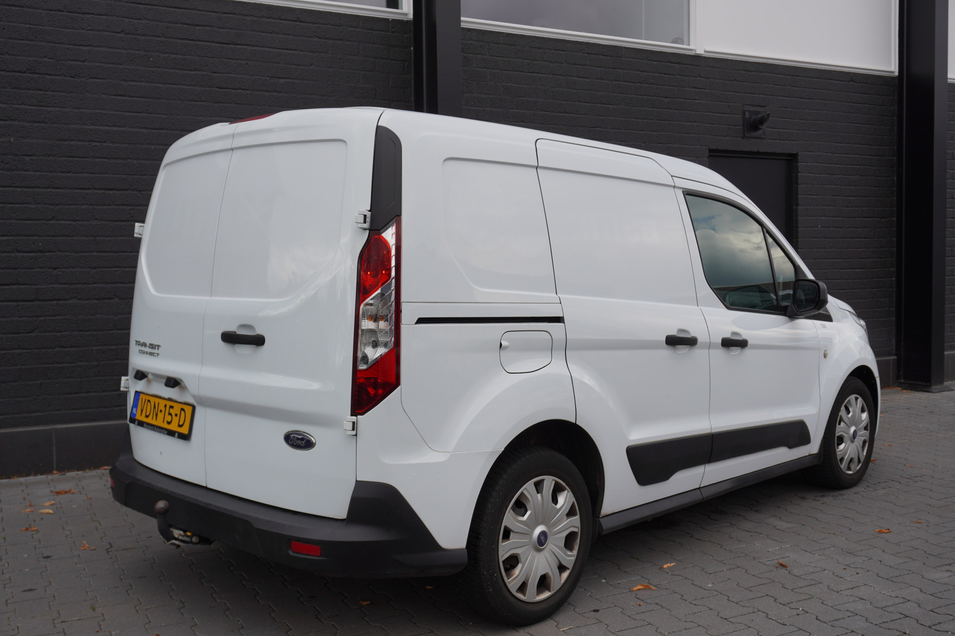 Ford Transit Connect 1.5 EcoBlue 100PK EURO 6 - Airco - Cruise - €10.900,- Excl. Ford Transit Connect 1.5 EcoBlue 100PK EURO 6 - Airco - Cruise - €10.900,- Excl.