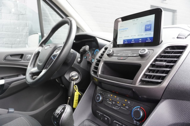 Ford Transit Connect 1.5 EcoBlue 100PK EURO 6 - Airco - Navi - Cruise - €12.950,- Excl.