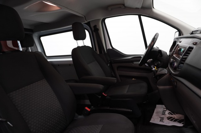 Ford Transit Custom 2.0 TDCI L2H2 Dubbele Cabine EURO 6 - Airco - Cruise - PDC - €18.900,- Excl.