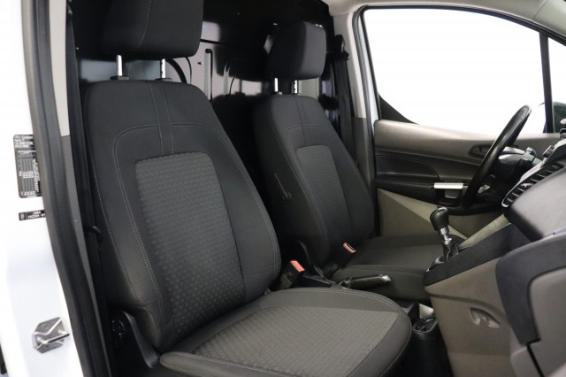 Ford Transit Connect 1.5 EcoBlue 100PK L2 - Airco - Cruise - Trekhaak - Verw. voorruit - €8.450,- Ex. BTW