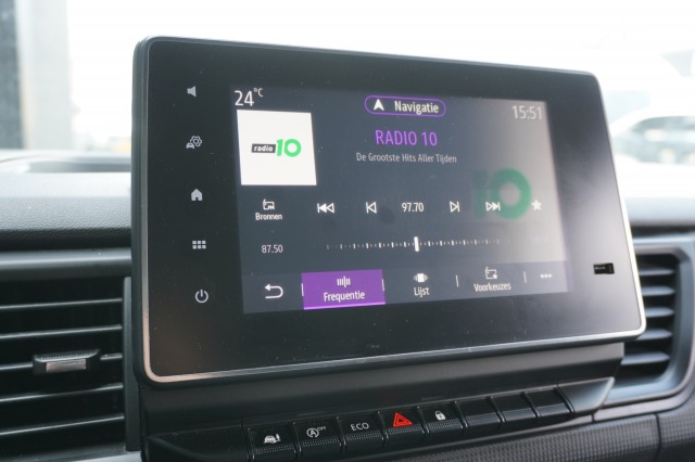 Renault Trafic 2.0 dCi 110PK EURO 6 - Airco - Navi - Cruise - €13.499,- Excl. Renault Trafic 2.0 dCi 110PK EURO 6 - Airco - Navi - Cruise - €13.499,- Excl.