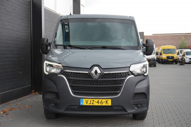 Renault Master 2.3 dCi 135PK EURO 6 - Airco - Navi - Cruise - €14.900,- Excl.