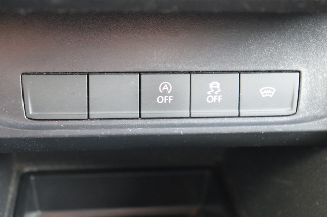 Volkswagen Caddy 2.0 TDI EURO 6 - Airco - Cruise - 2x Schuifdeur - €8.950,- Excl. Volkswagen Caddy 2.0 TDI EURO 6 - Airco - Cruise - 2x Schuifdeur - €8.950,- Excl.
