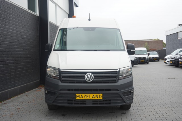Volkswagen Crafter 2.0 TDI 170PK L3H3 Automaat EURO 6 - Airco - Navi - Cruise - €18.900,- Excl. Volkswagen Crafter 2.0 TDI 170PK L3H3 Automaat EURO 6 - Airco - Navi - Cruise - €18.900,- Excl.