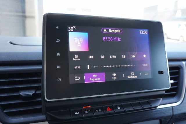 Renault Trafic 2.0 dCi 130PK EURO 6 Airco - Navi - Cruise - €15.950,- Excl. Renault Trafic 2.0 dCi 130PK EURO 6 Airco - Navi - Cruise - €15.950,- Excl.