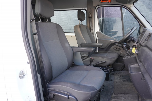 Renault Master 2.3 dCi 145PK L3H3 Dubbellucht Dubbelcabine EURO 6 - Airco - Navi - Cruise - €17.950,- Excl.
