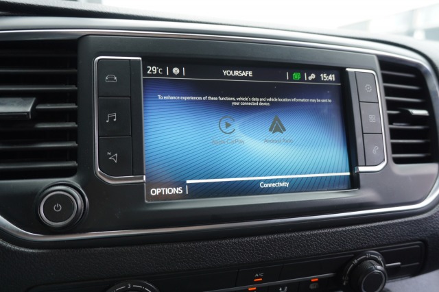 Toyota ProAce Worker 2.0 D-4D L3 122PK EURO 6 - Airco - Cruise - Navi - €9.950,- Excl