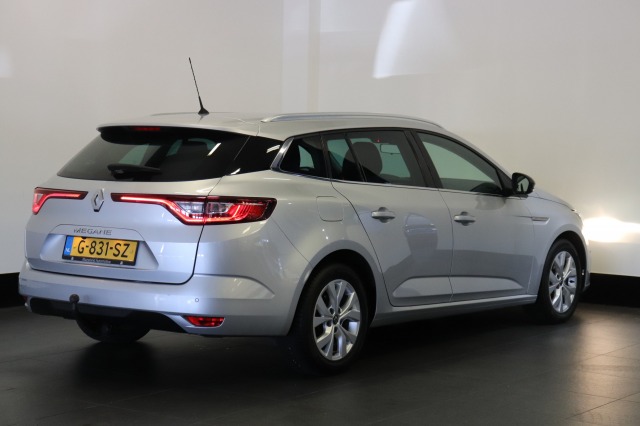 Renault Mégane Estate 1.3 TCe Limited NL-Auto Airco | Navi | Cruise | Camera | LM velgen | €9.900,-