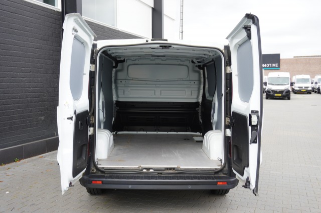 Renault Trafic 2.0 dCi 130PK EURO 6 - Airco - Navi - Cruise - €15.950,- Excl.