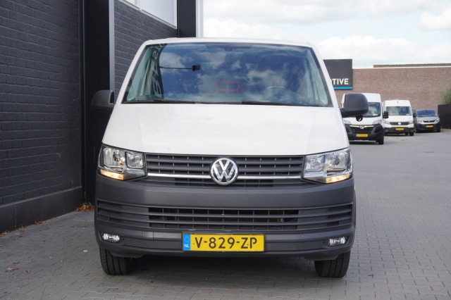 Volkswagen Transporter 2.0 TDI Dubbele Schuifdeur EURO 6 - Airco - Navi - Cruise - €11.950,- Excl. Volkswagen Transporter 2.0 TDI Dubbele Schuifdeur EURO 6 - Airco - Navi - Cruise - €11.950,- Excl.