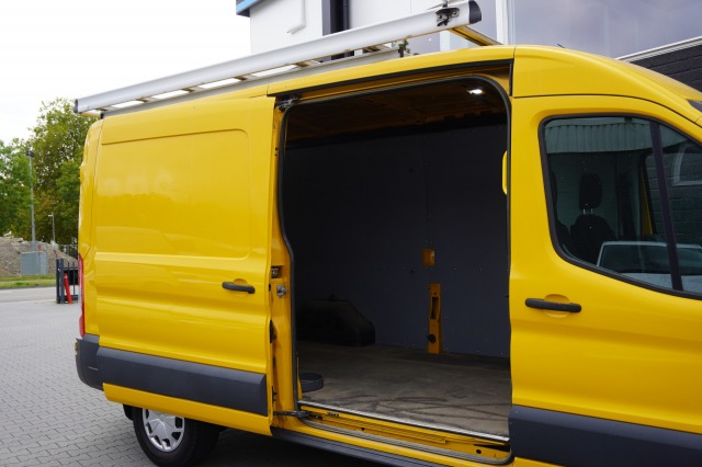Ford Transit 2.0 TDCI 130PK L3H2 EURO 6 - Airco - Cruise - PDC - €11.900,- Excl.