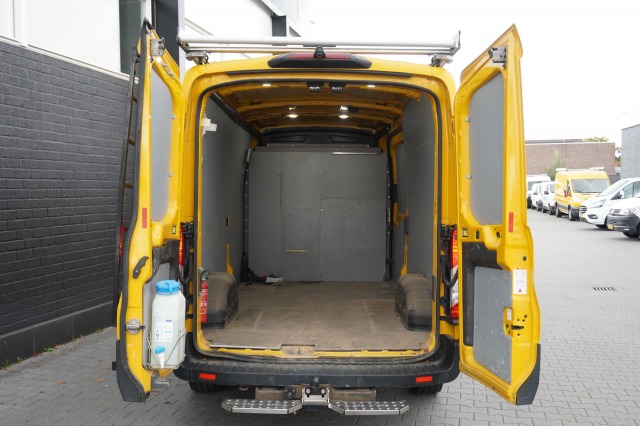 Ford Transit 2.0 TDCI 130PK L3H2 EURO 6 - Airco - Navi - PDC - €12.900 Excl.