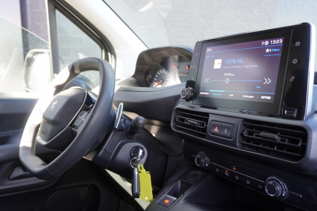 Peugeot Partner 1.5 BlueHDI 130PK Automaat EURO 6 - Airco - Cruise - Carplay - €9.950,- Excl.