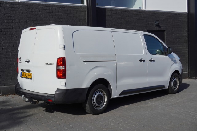 Toyota ProAce Worker 2.0 D-4D L3 122PK EURO 6 - Airco - Cruise - Trekhaak - €15.900,- Excl. Toyota ProAce Worker 2.0 D-4D L3 122PK EURO 6 - Airco - Cruise - Trekhaak - €15.900,- Excl.