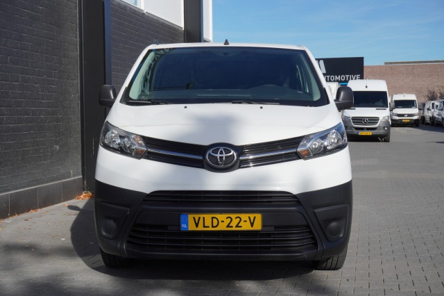 Toyota ProAce Worker 2.0 D-4D L3 122PK EURO 6 - Airco - Cruise - Trekhaak - €15.900,- Excl. Toyota ProAce Worker 2.0 D-4D L3 122PK EURO 6 - Airco - Cruise - Trekhaak - €15.900,- Excl.