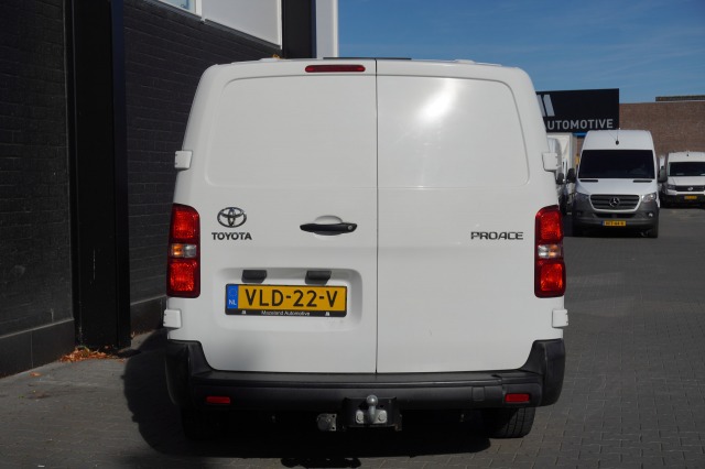 Toyota ProAce Worker 2.0 D-4D L3 122PK EURO 6 - Airco - Cruise - Trekhaak - €15.900,- Excl. Toyota ProAce Worker 2.0 D-4D L3 122PK EURO 6 - Airco - Cruise - Trekhaak - €15.900,- Excl.