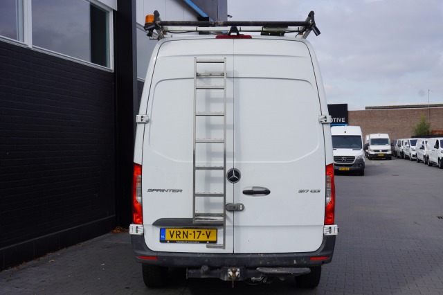 Mercedes-Benz Sprinter 317 CDI L2H2 170PK Automaat EURO 6 - Airco - Navi - Cruise - €21.900,- Excl. Mercedes-Benz Sprinter 317 CDI L2H2 170PK Automaat EURO 6 - Airco - Navi - Cruise - €21.900,- Excl.