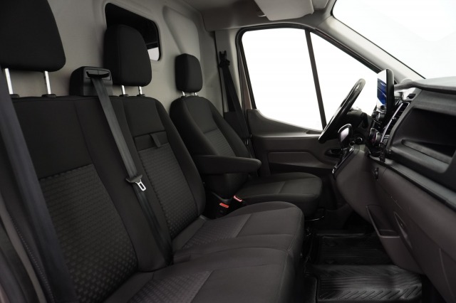 Ford Transit 2.0 TDCI 185PK L2H2 EURO 6 - Airco - Navi - Stoelverw. - €16.900,- Excl.