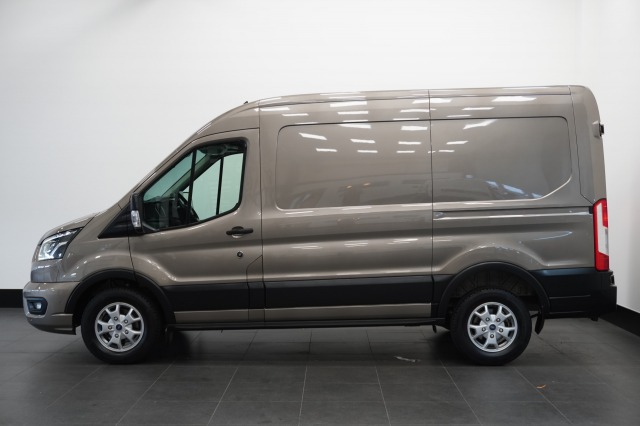 Ford Transit 2.0 TDCI 185PK L2H2 EURO 6 - Airco - Navi - Stoelverw. - €16.900,- Excl.