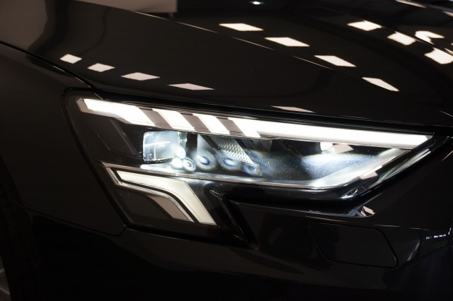 Audi A3 Sportback 35 TFSI 150PK Business edition Automaat 12MND garantie | Pano | Camera | Navi | Stoelverw. | €23.900,- incl. BTW Audi A3 Sportback 35 TFSI 150PK Business edition Automaat 12MND garantie | Pano | Camera | Navi | Stoelverw. | €23.900,- incl. BTW