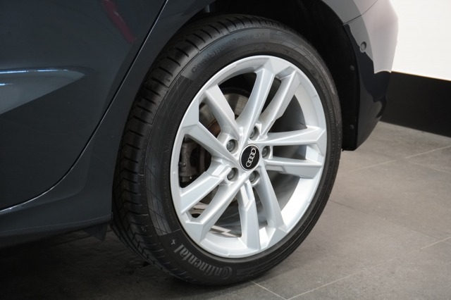 Audi A3 Sportback 35 TFSI 150PK Business edition Automaat 12MND garantie | Pano | Camera | Navi | Stoelverw. | €23.900,- incl. BTW Audi A3 Sportback 35 TFSI 150PK Business edition Automaat 12MND garantie | Pano | Camera | Navi | Stoelverw. | €23.900,- incl. BTW