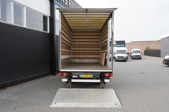 MAN TGE 2.0 177PK Automaat Dubbellucht EURO 6 - Airco - Cruise - Laadklep - €19.950,- Excl.