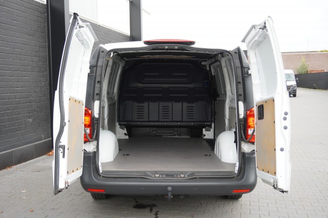 Mercedes-Benz Vito 114 CDI Automaat Lang EURO 6 - AC/Climate - Navi - Cruise - €16.900,- Excl.