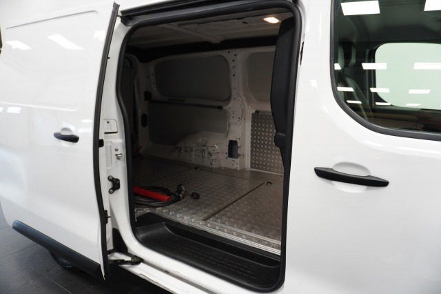 Opel Vivaro-e L3 Edition 136PK 75 kWh - Airco - Navi - PDC - SOH 100% - €22.900,- Excl.